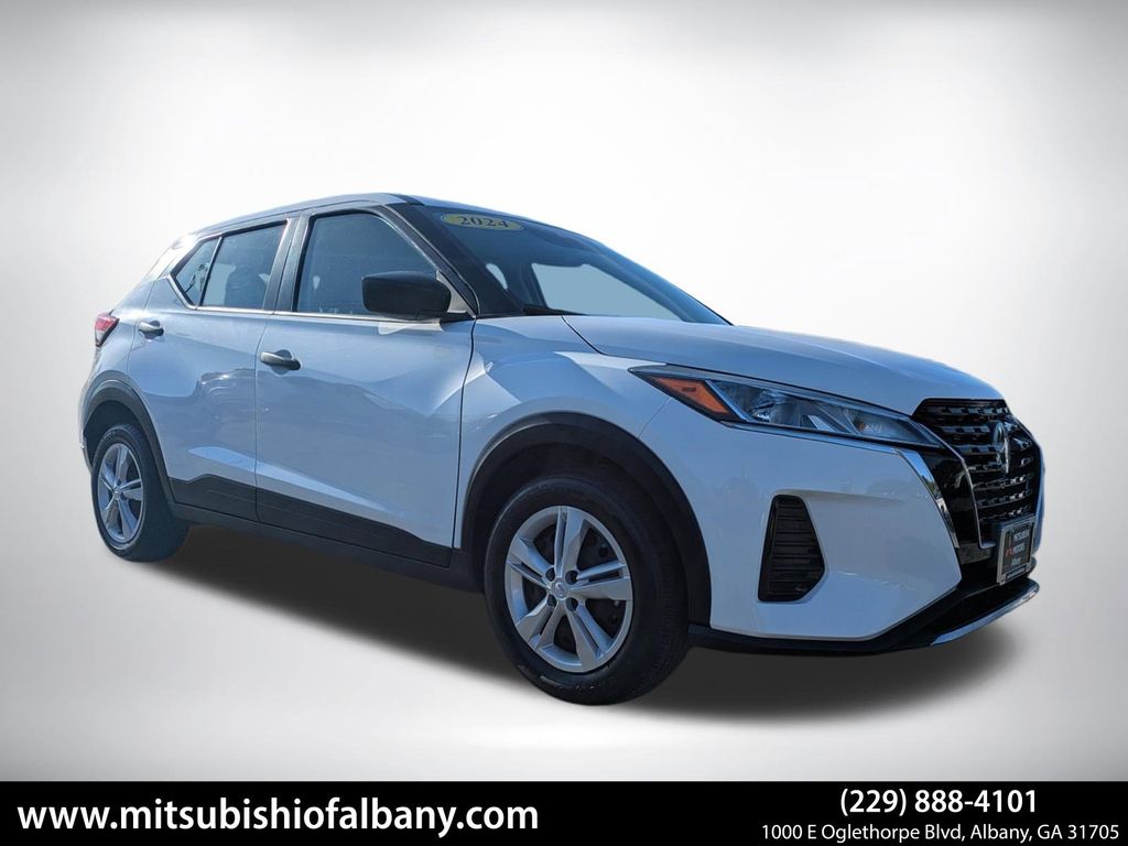 2024 Nissan Kicks S