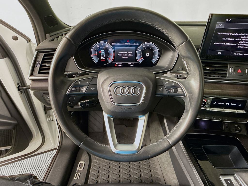 Thumbnail: 2022 Audi Q5 - 11