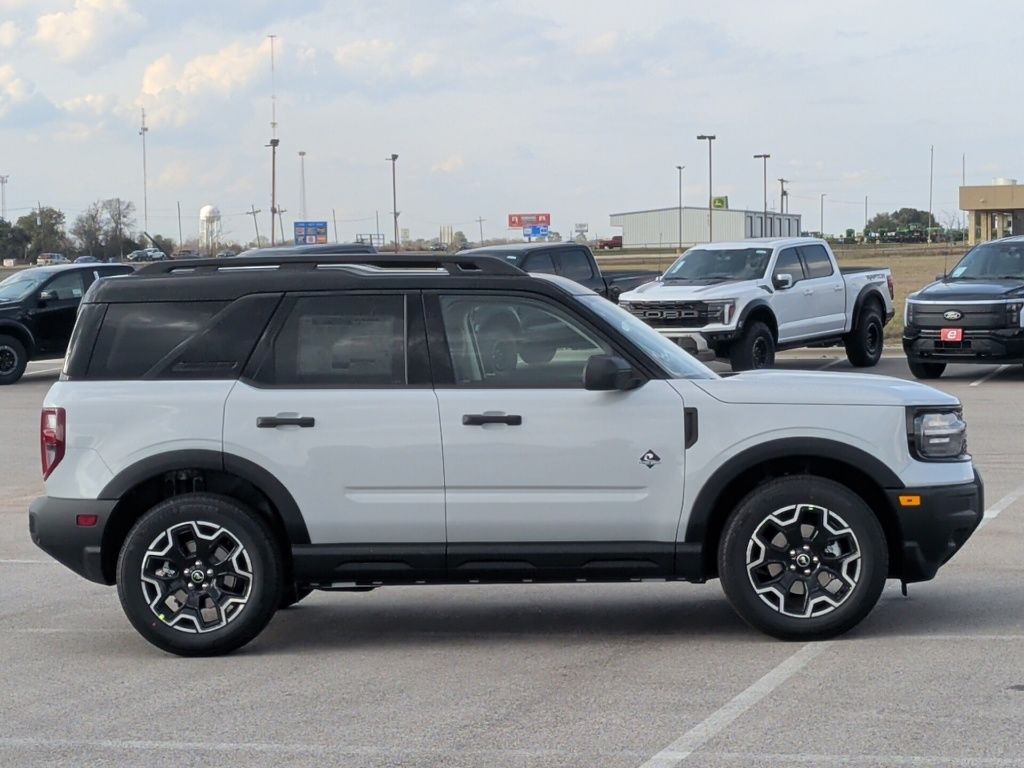 2026 Ford Bronco Sport Outer Banks - 8