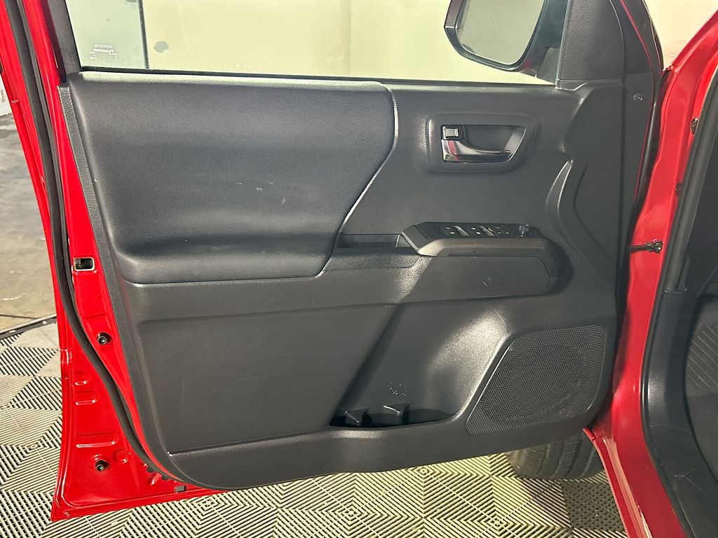2022 Toyota Tacoma TRD Off-Road