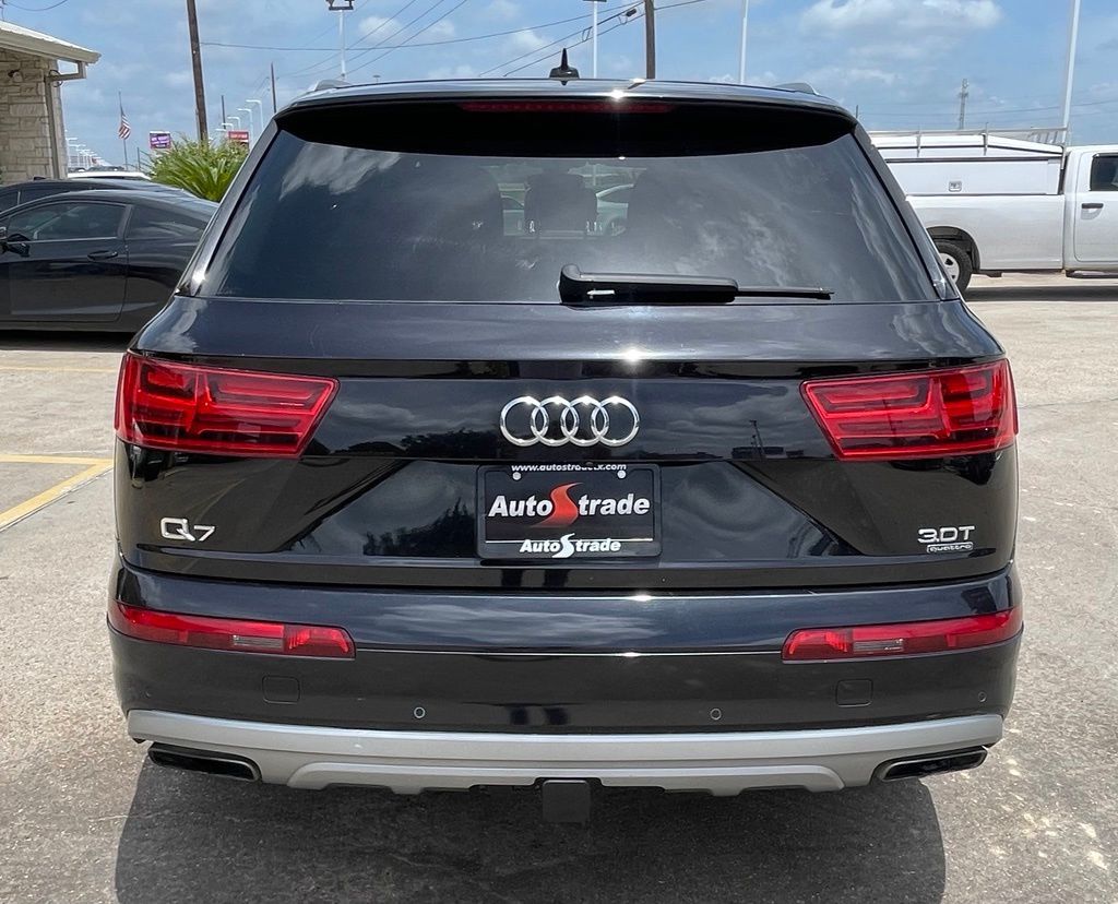 2018 Audi Q7 3.0T Prestige Black at Autostrade