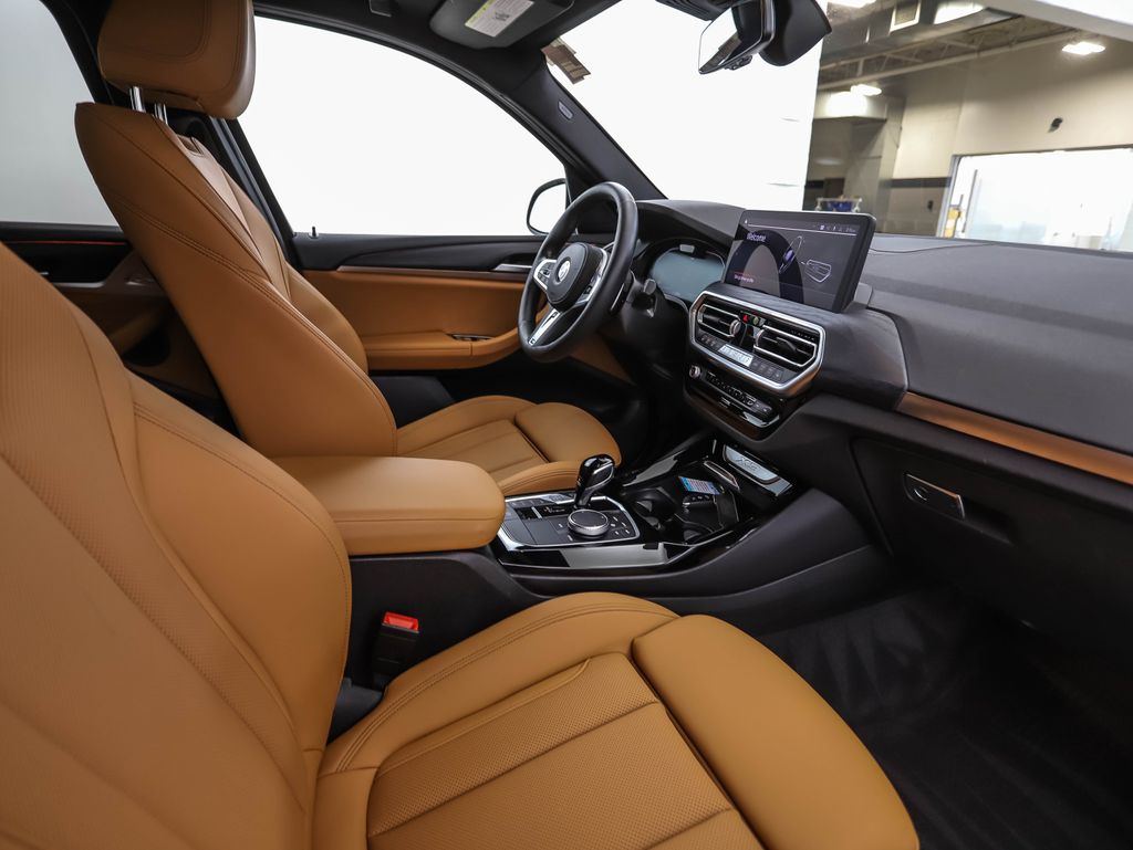 Thumbnail: 2024 BMW X3 - 30