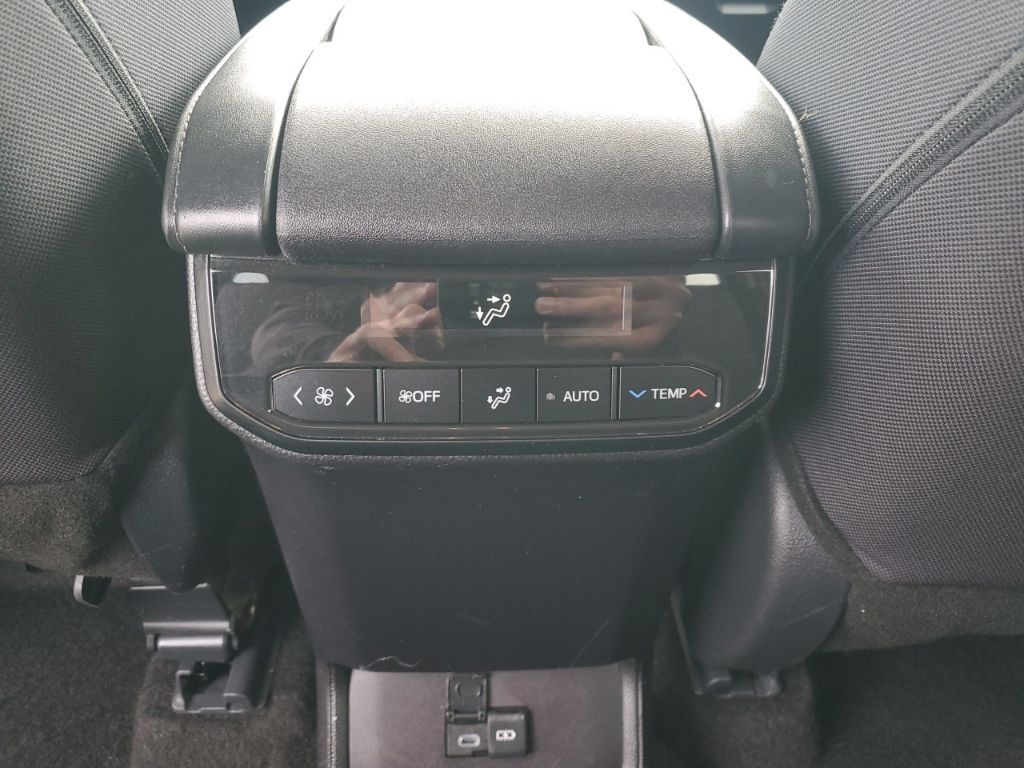 Used Car 2025 Toyota Highlander  Limited For Sale Under $40,000 In Austin, Texas