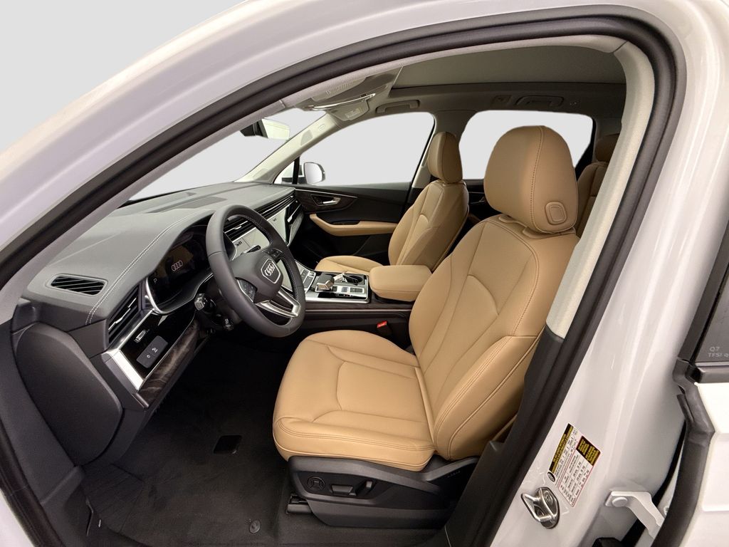 Thumbnail: 2026 Audi Q7 - 18