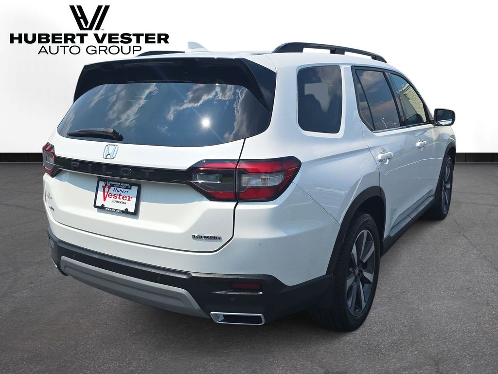 Used 2025 Honda Pilot SUV