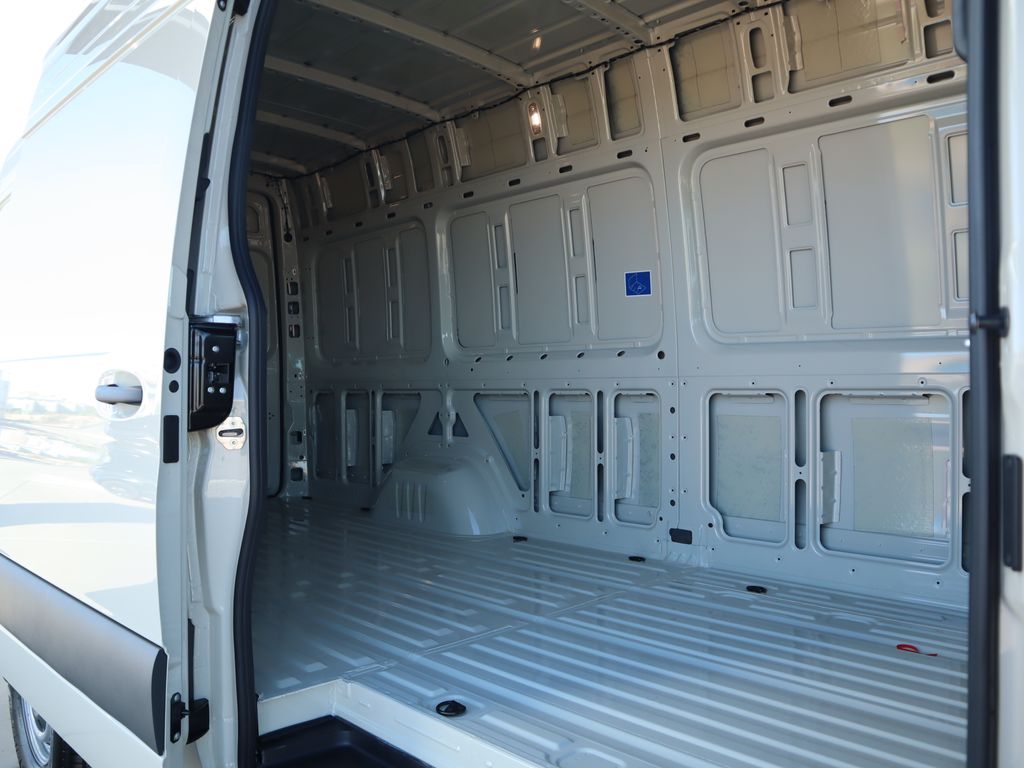 Thumbnail: 2025 Mercedes-Benz Sprinter - 26