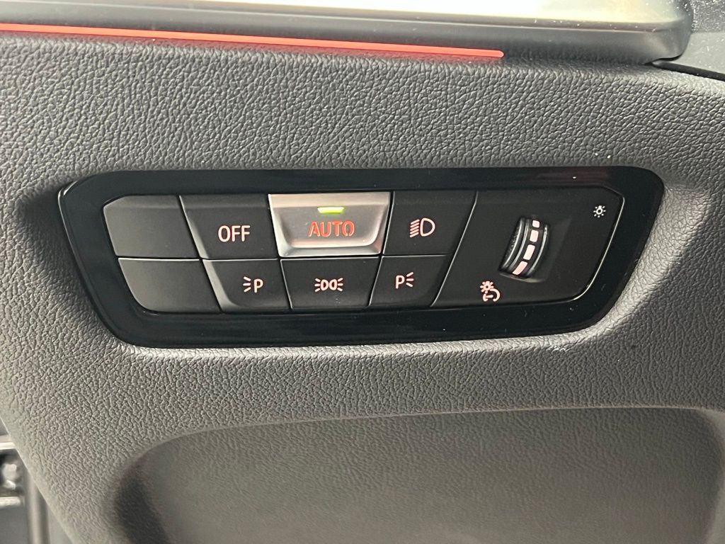 Thumbnail: 2022 BMW 3 Series - 20