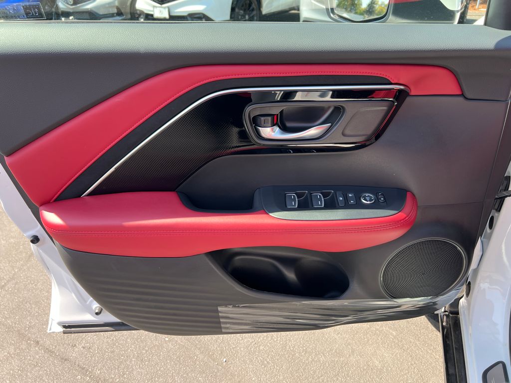 Thumbnail: 2025 Acura ADX - 11