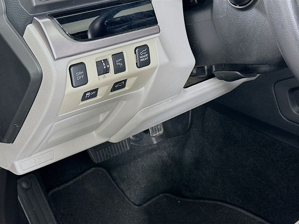 Thumbnail: 2018 Subaru Forester - 10