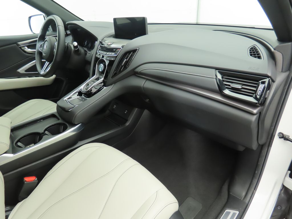 Thumbnail: 2025 Acura RDX - 17