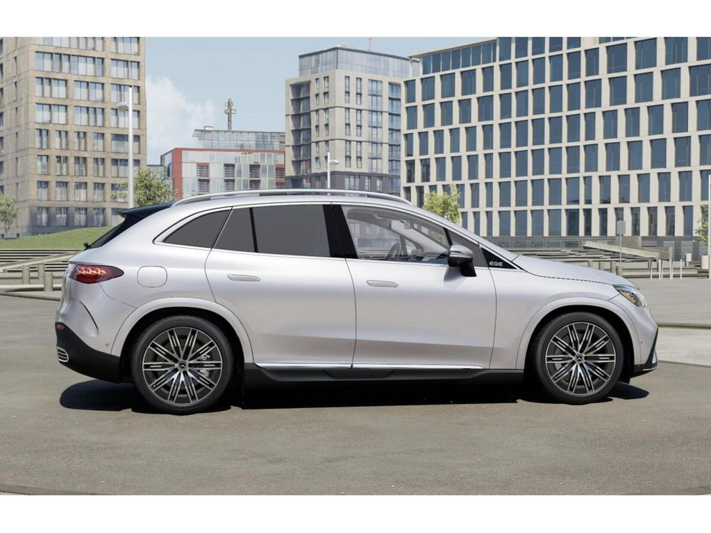 Thumbnail: 2027 Mercedes-Benz EQE - 17