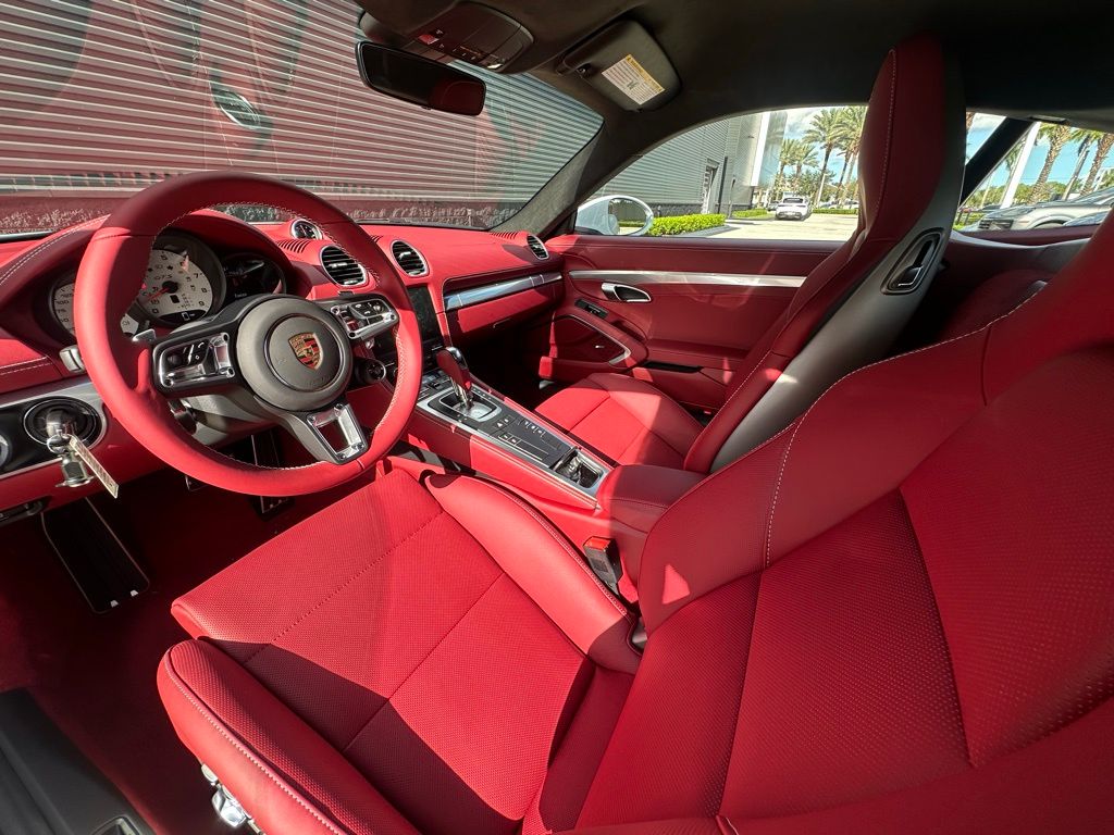 Thumbnail: 2025 Porsche 718 Cayman - 4