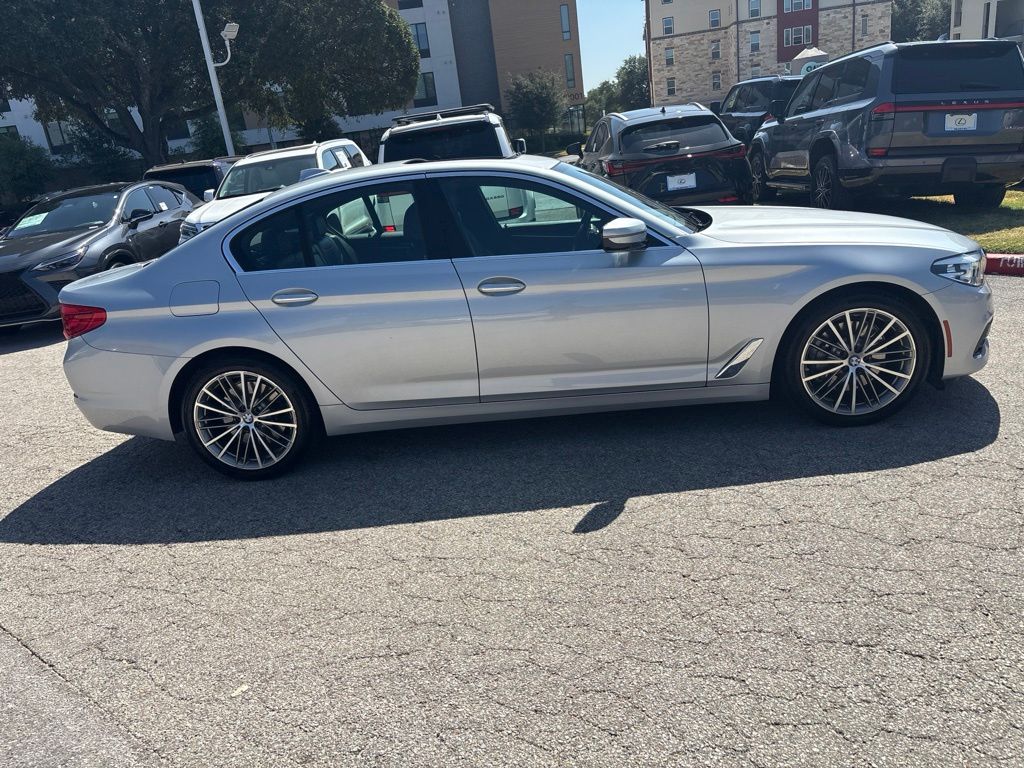 Thumbnail: 2018 BMW 5 Series - 6