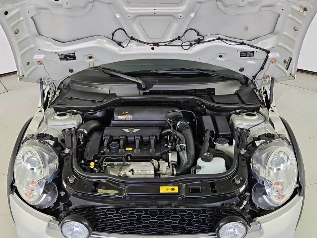Thumbnail: 2012 MINI Cooper - 6