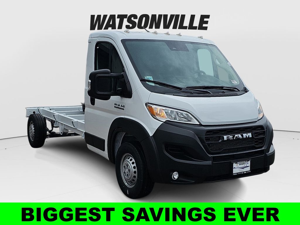 Bright White Clearcoat 2024 RAM ProMaster Chassis 9-Speed Automatic