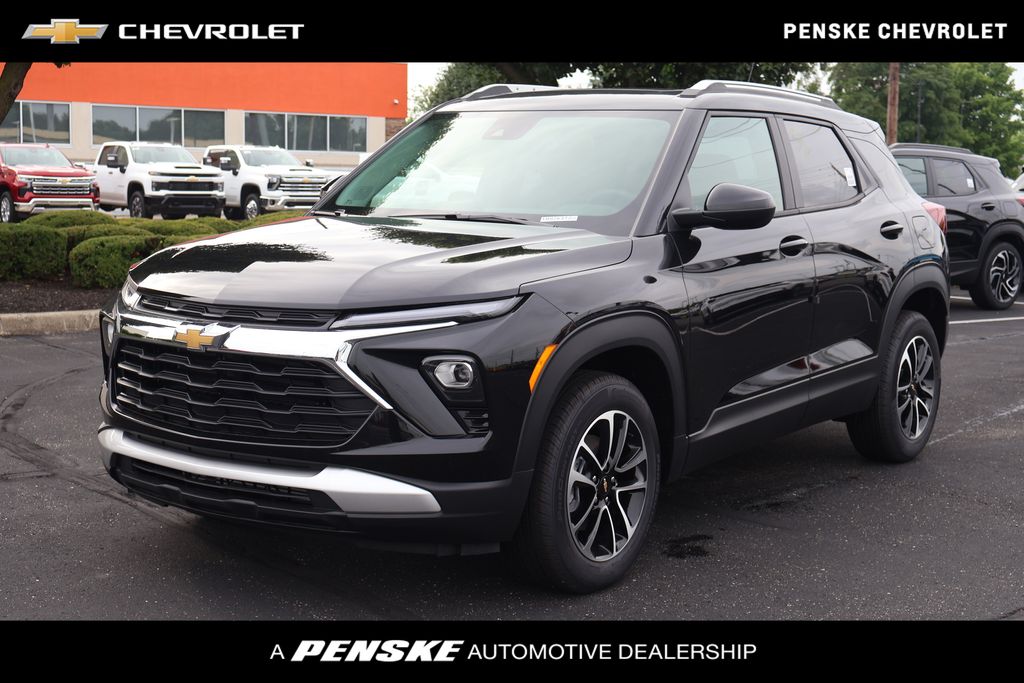Thumbnail: 2026 Chevrolet TrailBlazer - 1