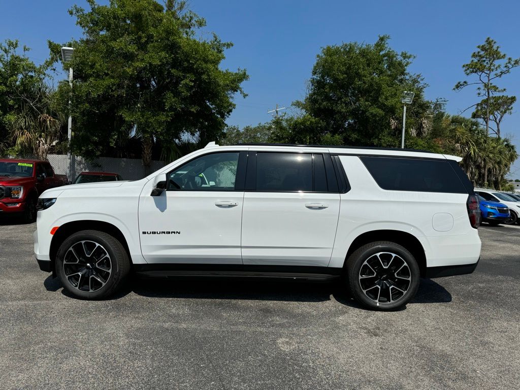 2024 Chevrolet Suburban RST 4