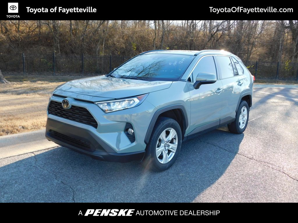 Thumbnail: 2020 Toyota RAV4 - 1