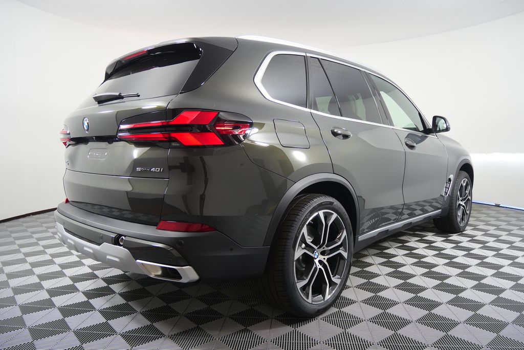 Thumbnail: 2026 BMW X5 - 3