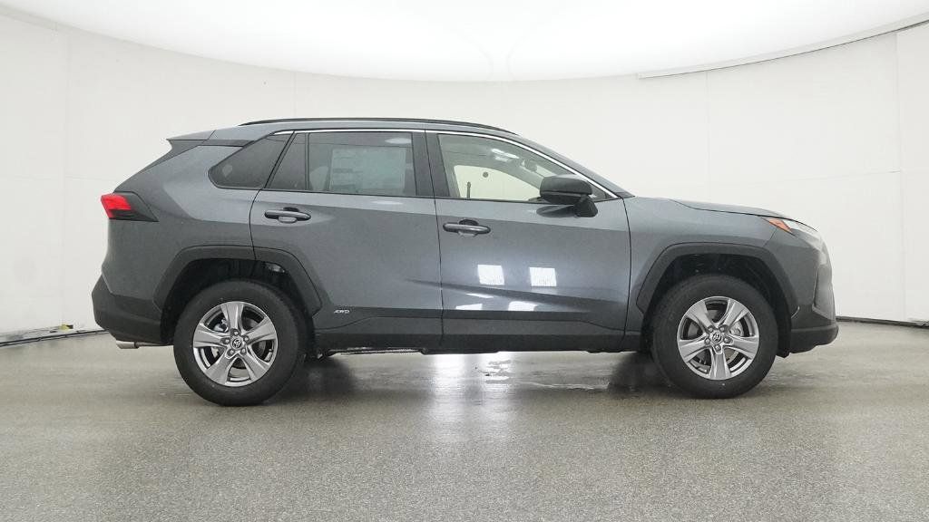 Thumbnail: 2025 Toyota RAV4 - 14