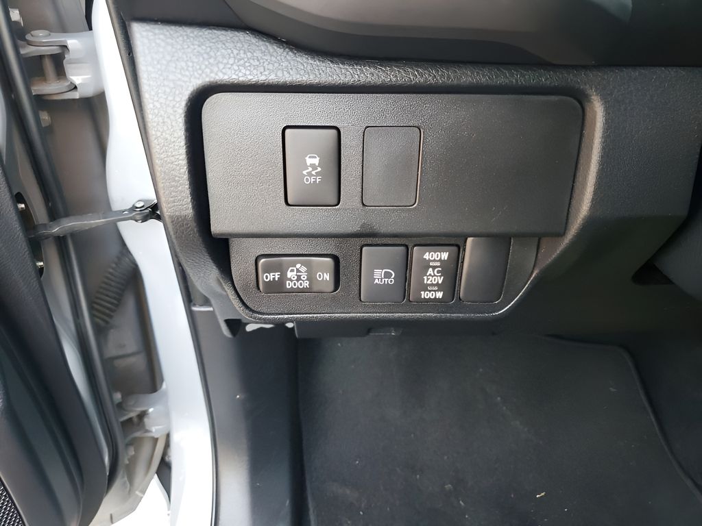 Used Car 2020 Toyota Tacoma  Trd Off-road For Sale Under $35,000 In Austin, Texas