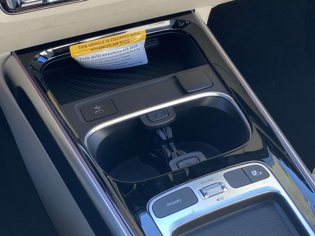 Thumbnail: 2025 Mercedes-Benz GLB - 31