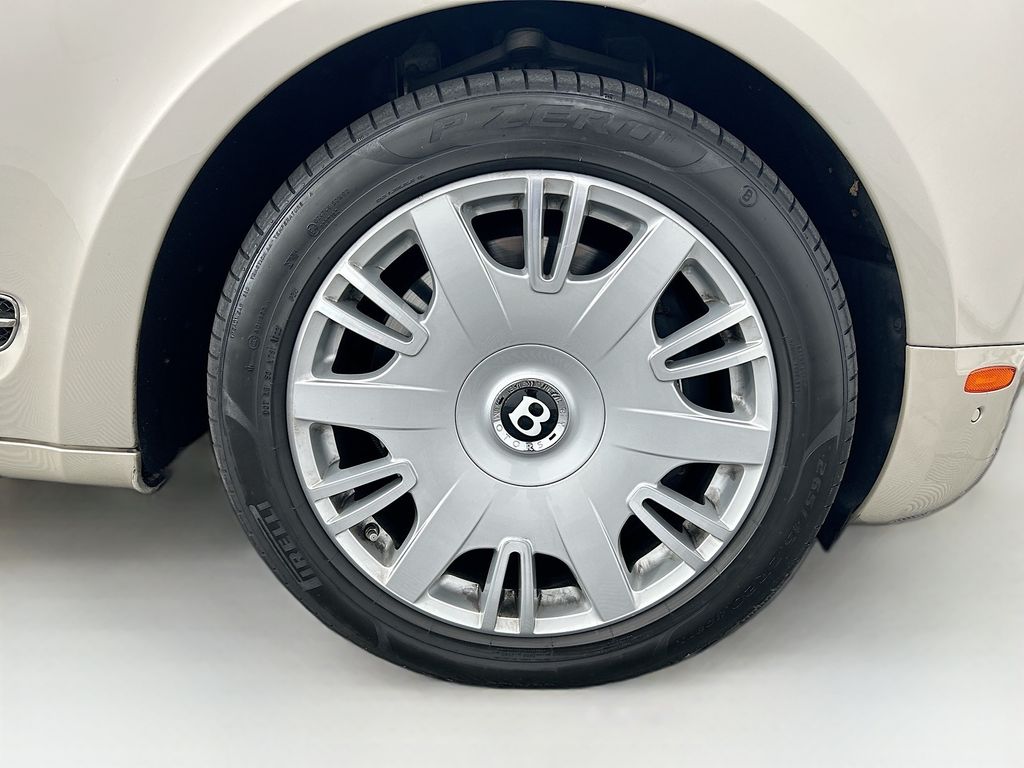 Thumbnail: 2016 Bentley Mulsanne - 32