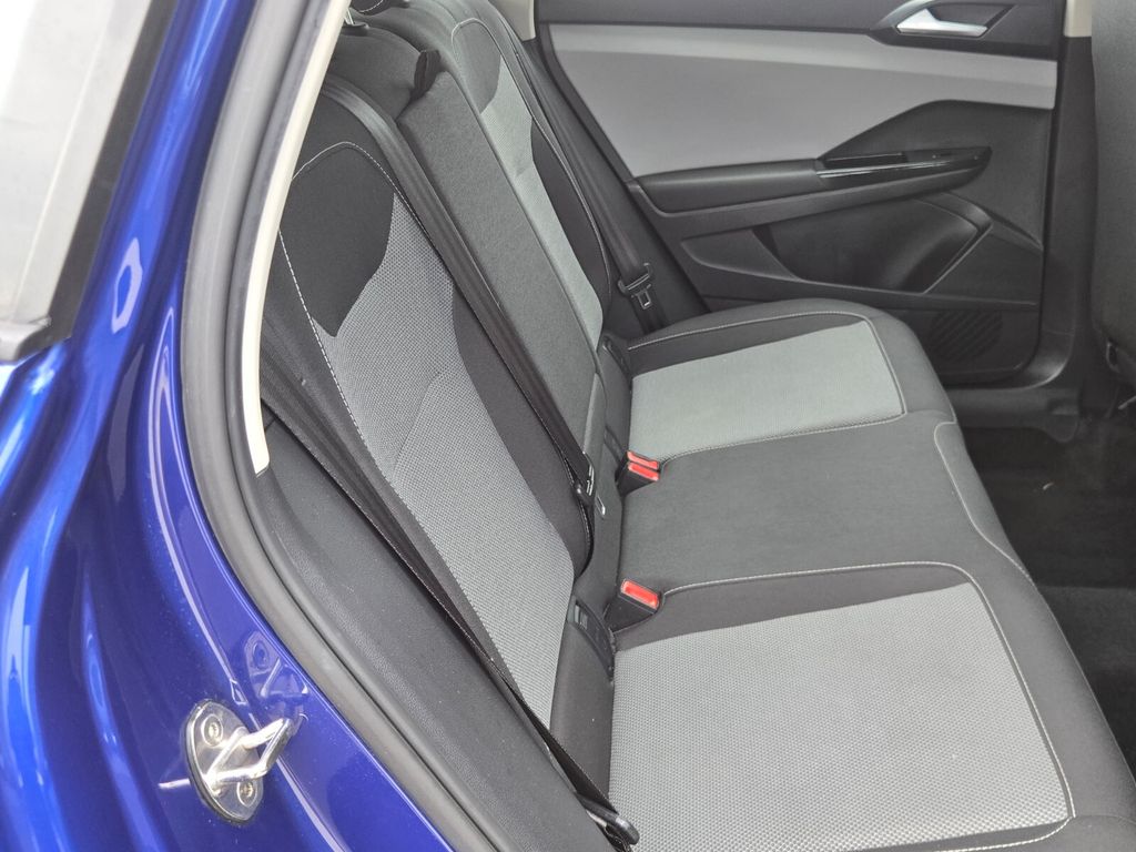 2022 Volkswagen Taos - $13,000