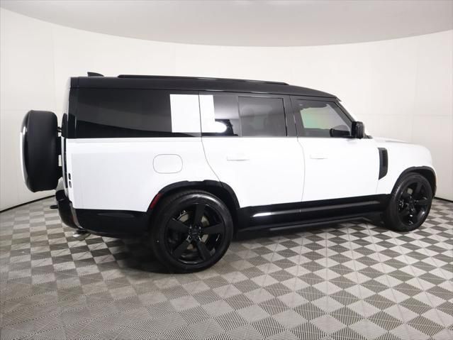 Thumbnail: 2026 Land Rover Defender - 4