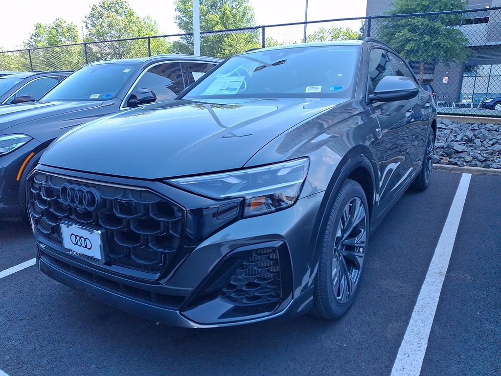 Thumbnail: 2026 Audi Q8 - 1