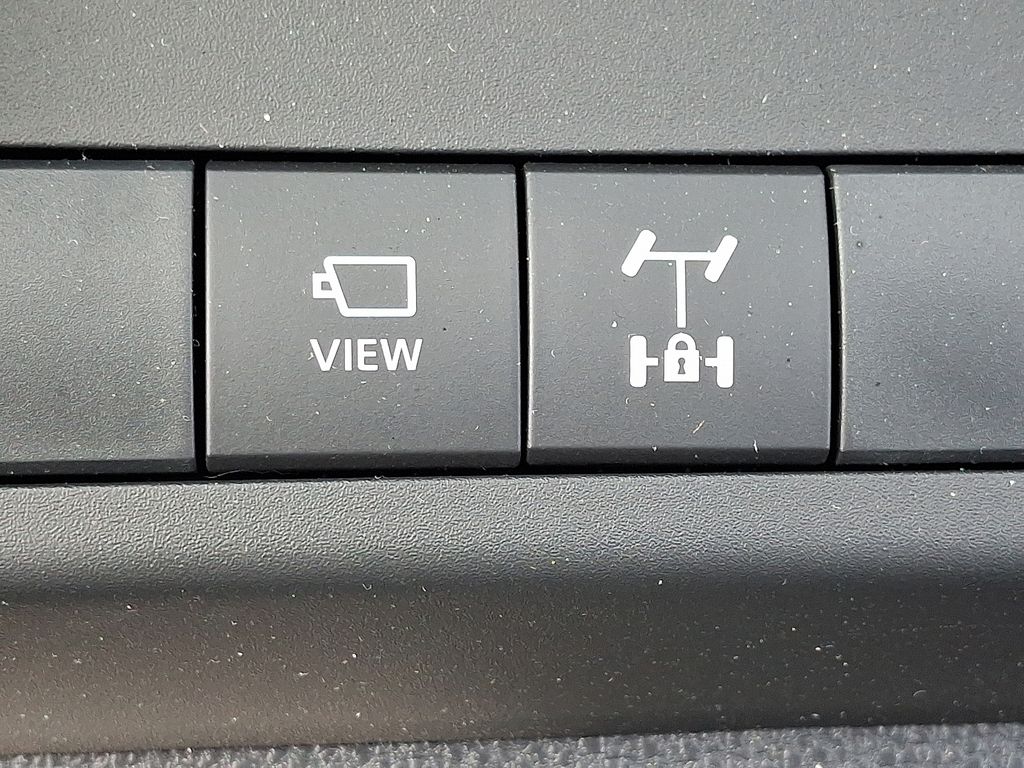 Thumbnail: 2025 Toyota 4Runner - 28