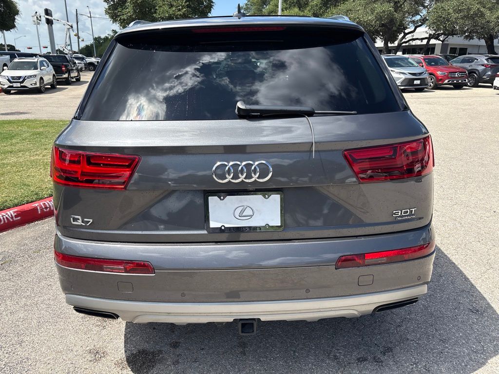 Thumbnail: 2018 Audi Q7 - 4