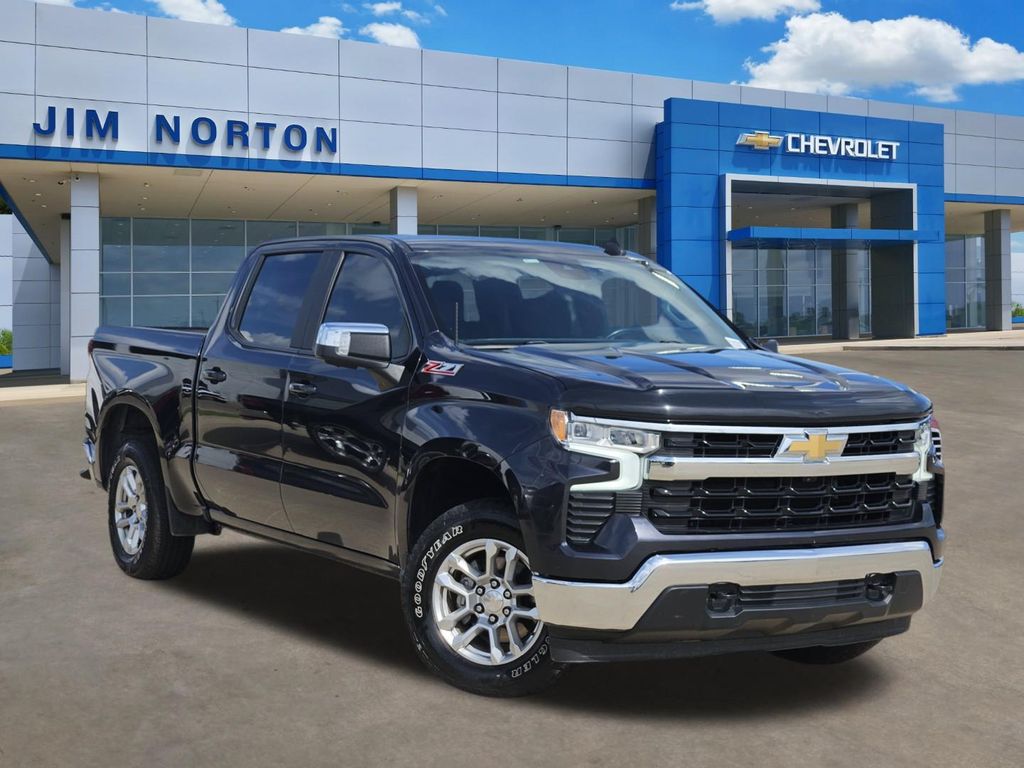 Dark Ash Metallic 2022 Chevrolet Silverado 1500 Pickup Truck Four-Wheel Drive Automatic