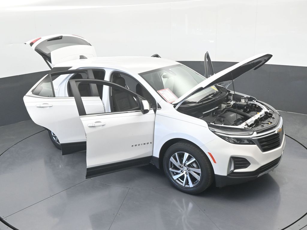 Used 2022 Iridescent Pearl Tricoat Chevrolet LT image 72