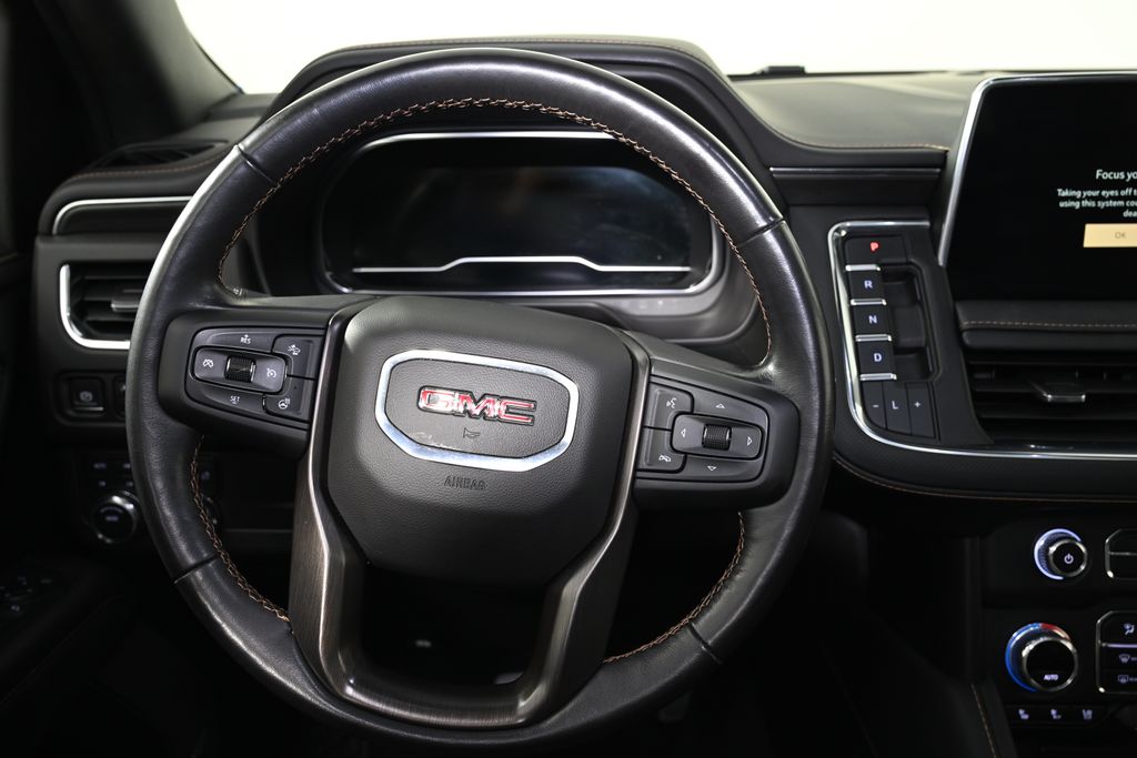 2023 GMC Yukon AT4 18