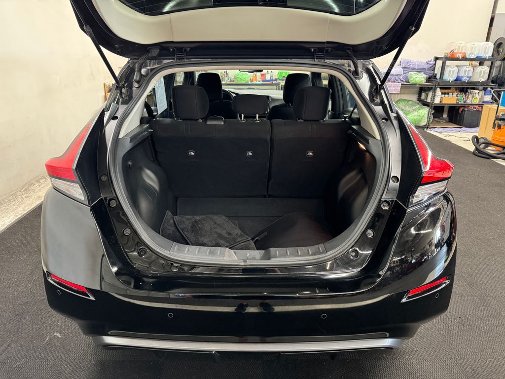 2024 Nissan Leaf SV Plus