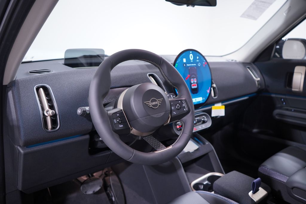 2025 MINI Cooper Countryman  6