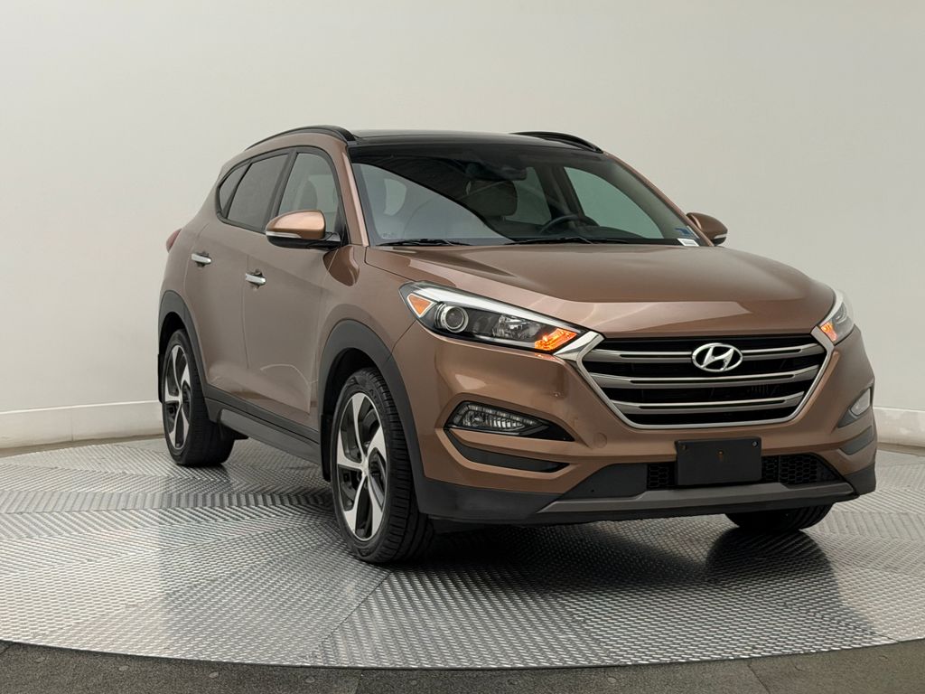 Mojave Sand 2016 Hyundai Tucson SUV / Crossover All-Wheel Drive 7-Speed Automatic