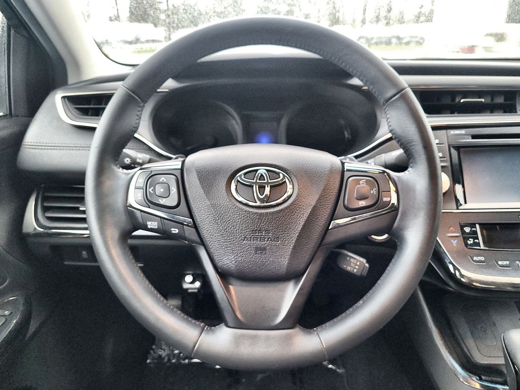 2016 Toyota Avalon Touring 14