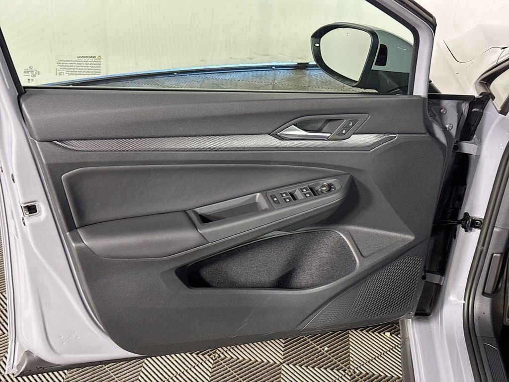 2025 Volkswagen Golf GTI 2.0T SE