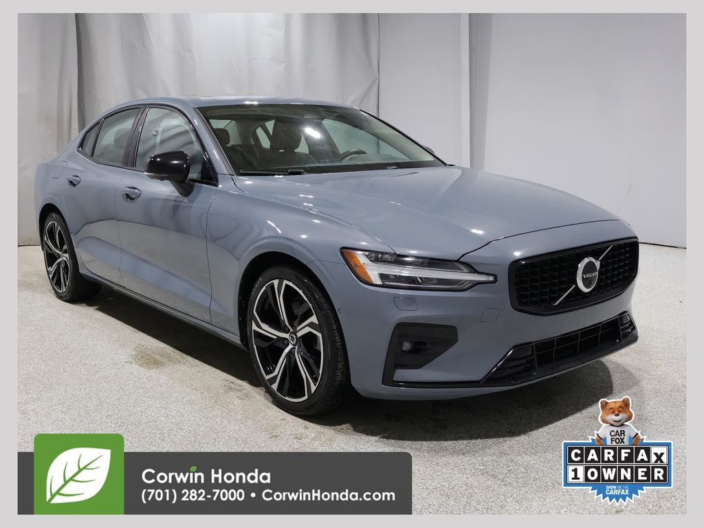 Thunder Gray Metallic 2024 Volvo S60 B5 Plus Dark Theme FWD Sedan Front-Wheel Drive Automatic
