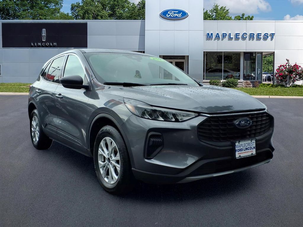 2023 Ford Escape