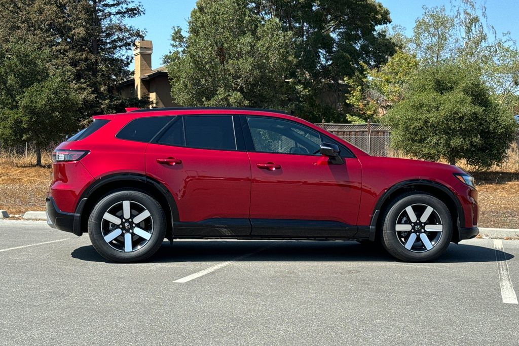 New 2025 Scarlet Red Metallic Honda Touring image 3