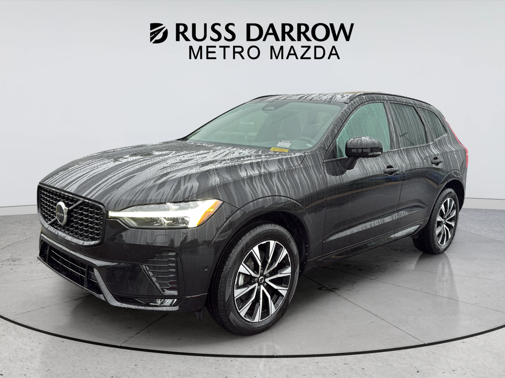  2023 Volvo XC60 B5 Plus Dark Theme AWD   