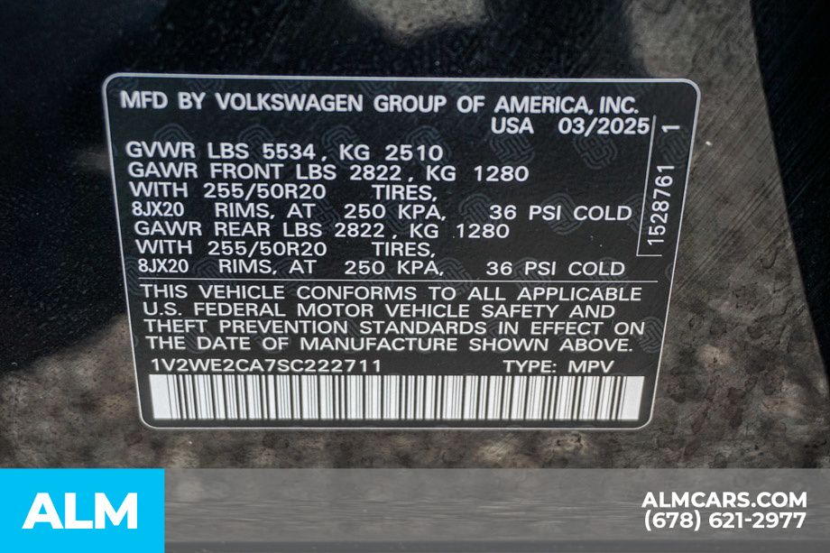 Used 2025 Black Volkswagen 2.0T SE w/Technology image 60