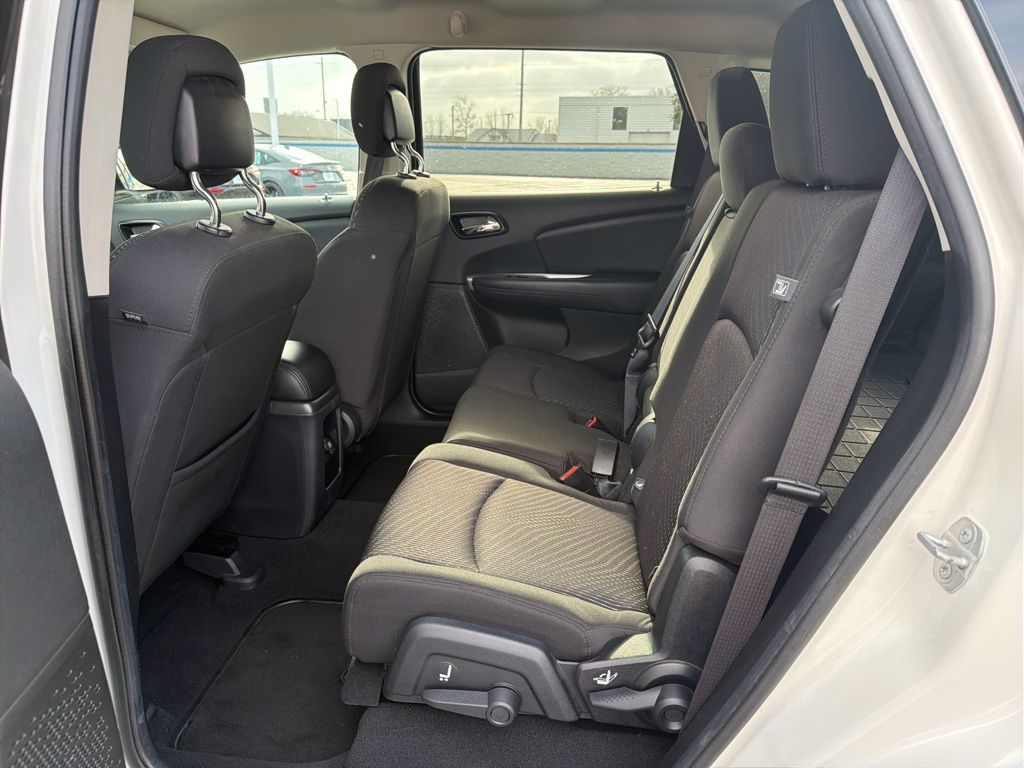 Thumbnail: 2016 Dodge Journey - 19