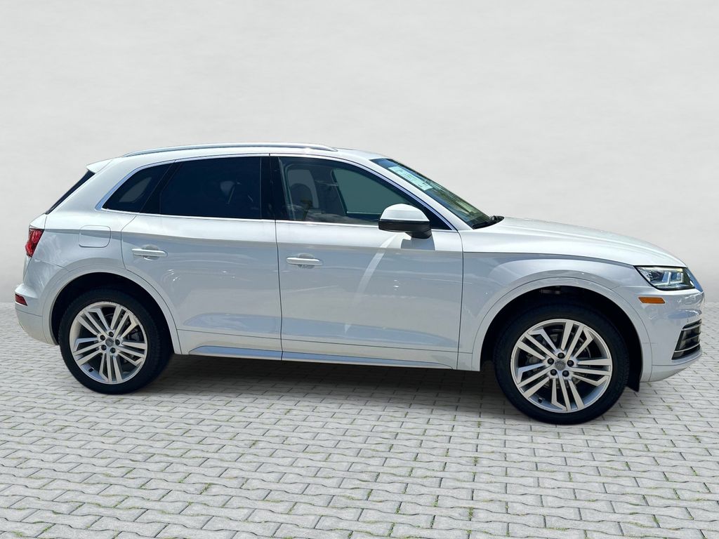 Thumbnail: 2019 Audi Q5 - 4