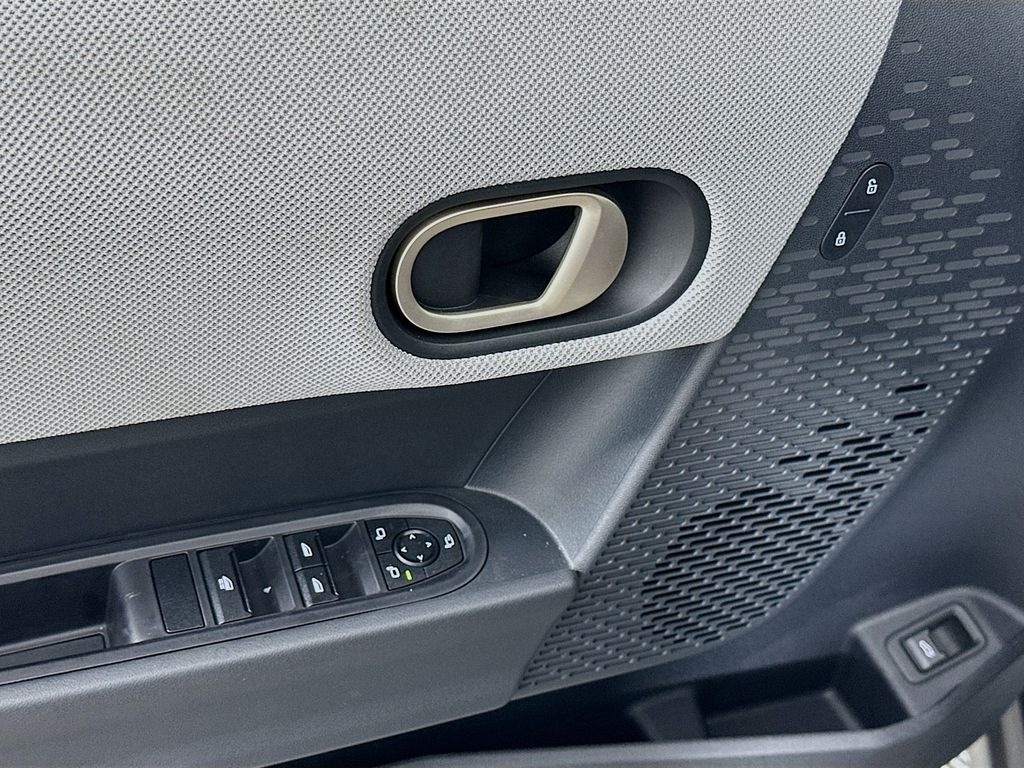 Thumbnail: 2025 MINI Cooper Convertible - 19