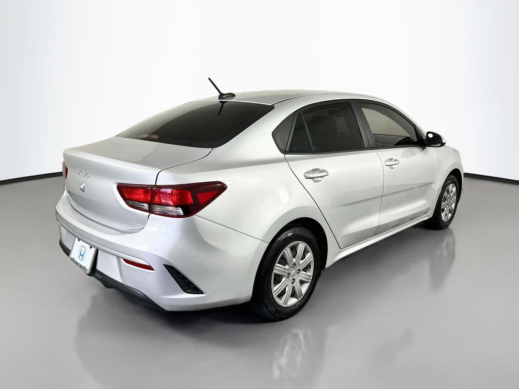 Thumbnail: 2023 Kia Rio - 5