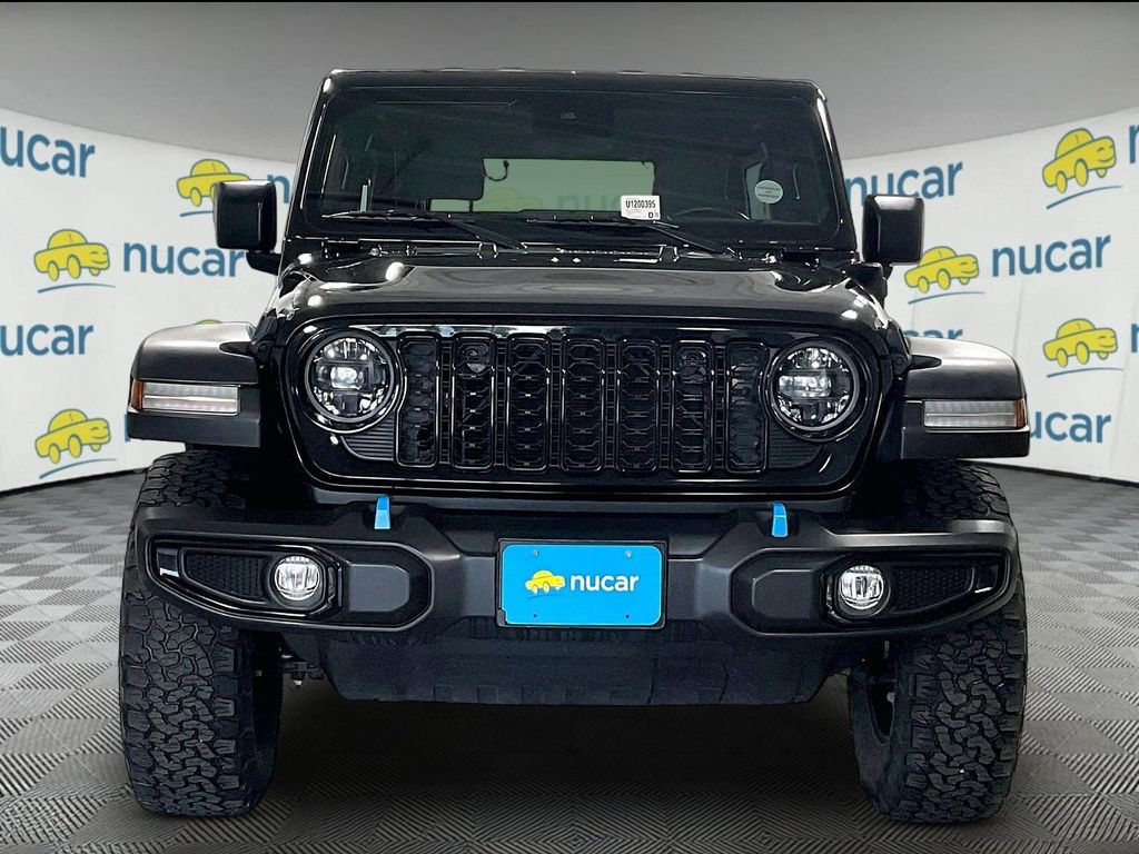 2024 Jeep Wrangler — photo 2